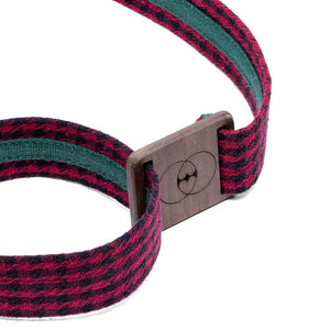 ceinture à carreaux rouges et noires