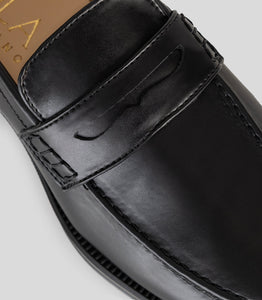 loafer shoes