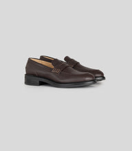 Load image into Gallery viewer, vegan loafer brown