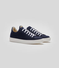 Load image into Gallery viewer, baskets en suede vegan bleu marine