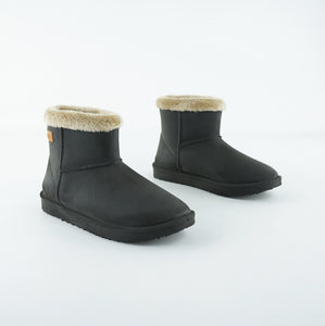 boots imitation UGG vegan