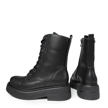 Load image into Gallery viewer, bottines vegan noires à lacets style rock