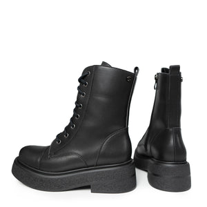 bottines vegan noires à lacets style rock