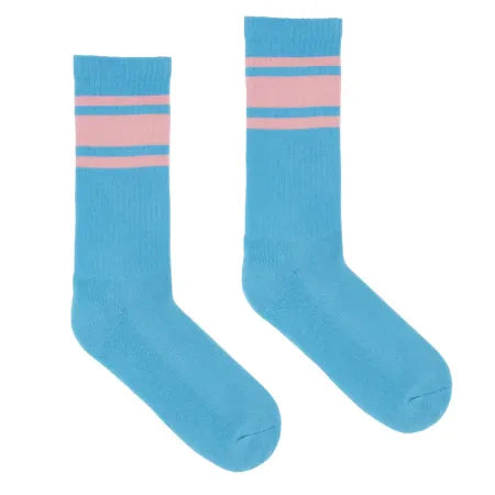 chausettes de sport style année 0, bleu à rayures rose en haut