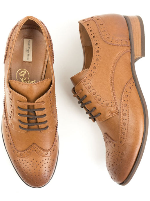 derbies marron avec motifs brogues élégants